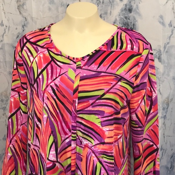 Peck & Peck abstract colorful stretch top - Picture 2 of 6